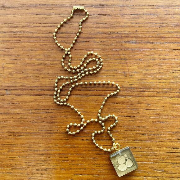 Tiny Square Gold Drop Epoxy Resin Pendant Necklace Gold Plated 23 in Ball Chain - Picture 4 of 4